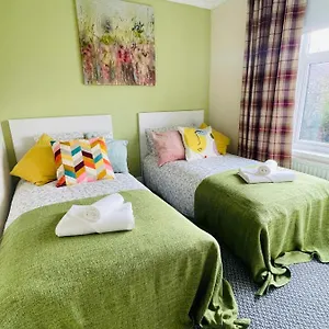 sheffield-house-on-the-hill.yorkshirehotels.net/